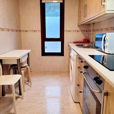 Piso Cerca De Centro Ocio As Cancelas Y Xunta سانتياغو دي كومبوستيلا
