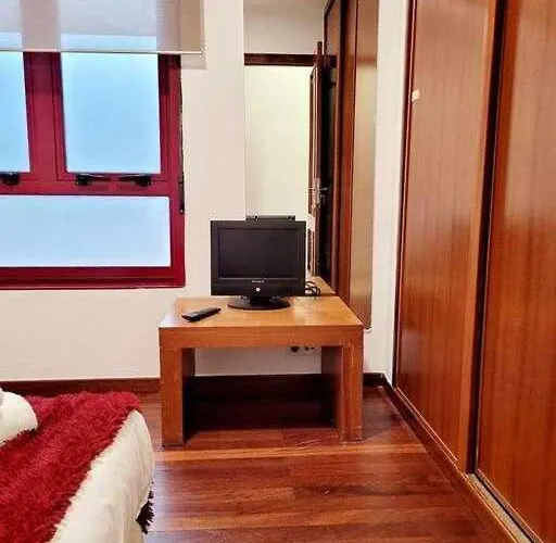 Piso Cerca De Centro Ocio As Cancelas Y Xunta Apartmán *